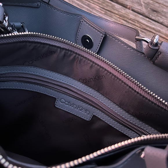 Calvin Klein NWT! Gray Satchel Handbag Purse with Dust-bag - Picture 15 of 16